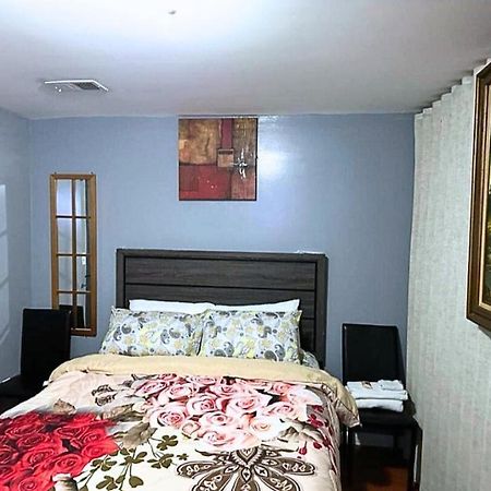 Divine Guest House Room D. 6Mins Near Ewr Newark Airport, 4Mins To Penn Station / Prudential מראה חיצוני תמונה